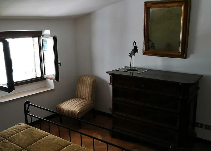 Palazzo Calocci In 아파트 *